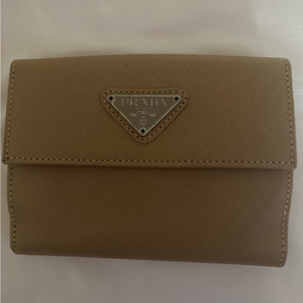 Prada Saffiano Wallet - Beige Tan